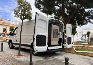 Lavapapeleras 100% eléctrico Feniks para Valoriza en Cádiz